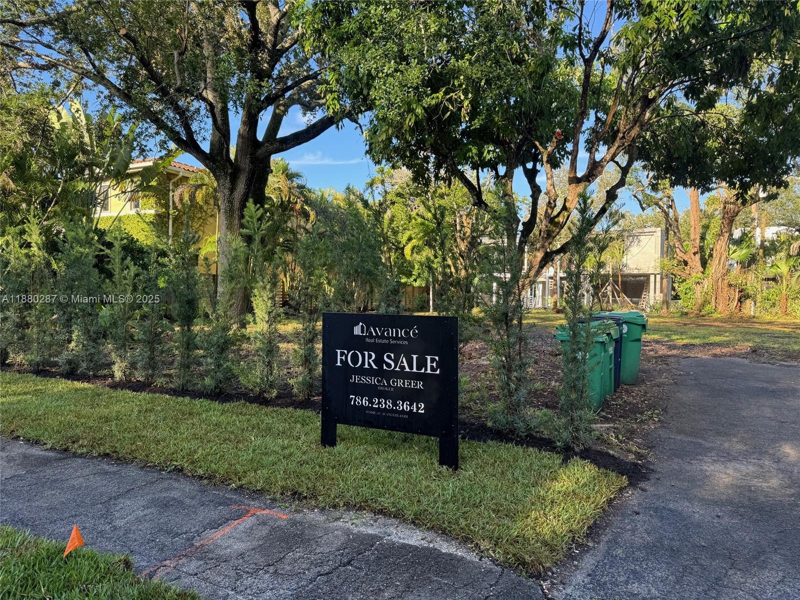 See details / sq. ft. $ 2025-09-17 0 Photo