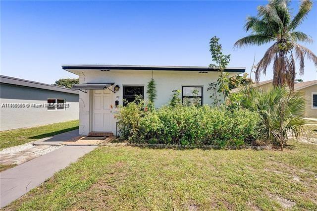   /  3042 sq. ft. $ 2025-09-17 0 Photo
