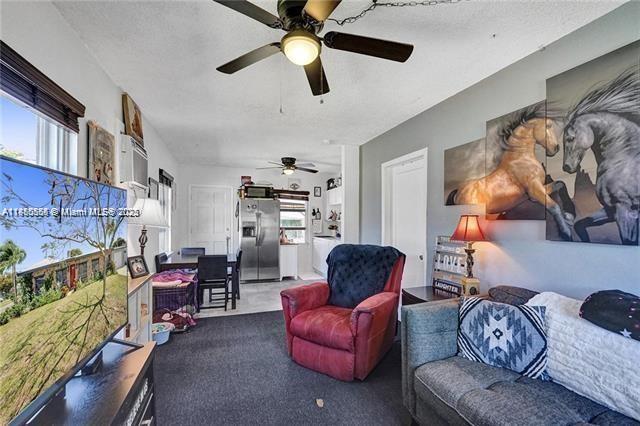   /  3042 sq. ft. $ 2025-09-17 0 Photo