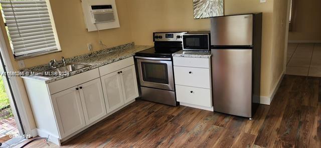   /  3042 sq. ft. $ 2025-09-17 0 Photo