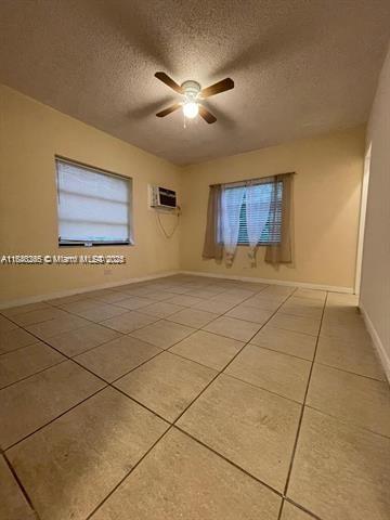   /  3042 sq. ft. $ 2025-09-17 0 Photo