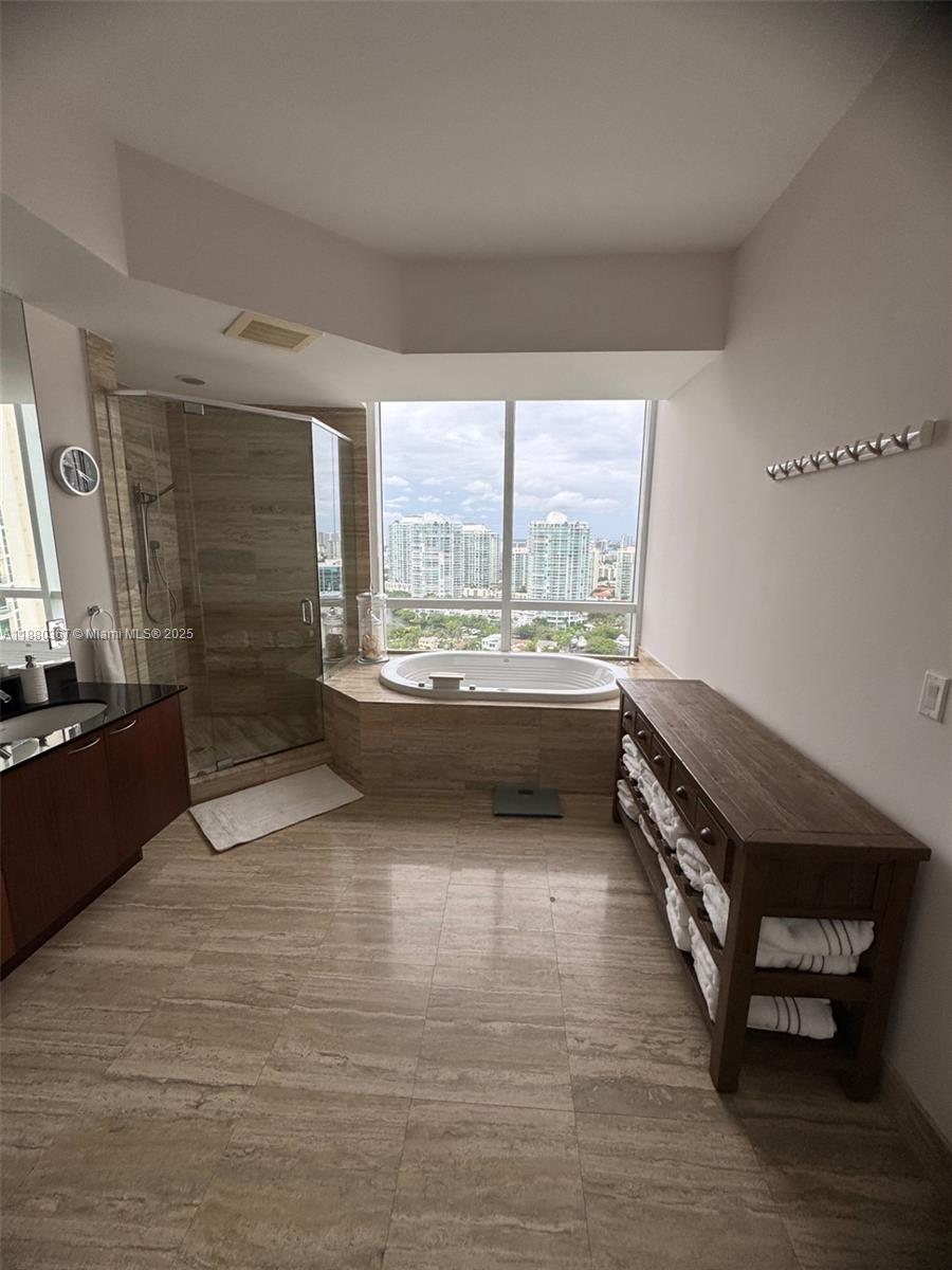 2304 3 / 4 2327 sq. ft. $ 2025-09-17 0 Photo