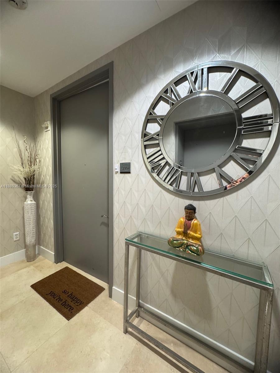 2304 3 / 4 2327 sq. ft. $ 2025-09-17 0 Photo