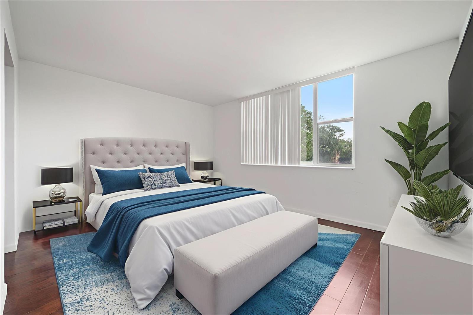 See details 315 1 / 884 sq. ft. $ 2026-06-06 0 Photo