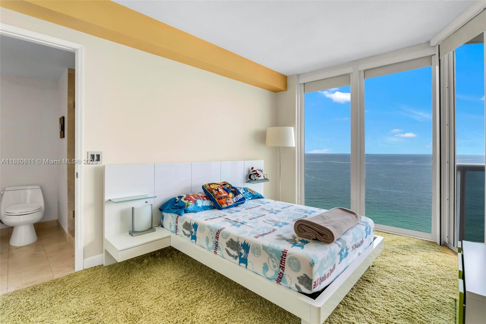 Photo of 17555 Collins Ave  #UP-7, Sunny Isles Beach, Florida, 33160 - 