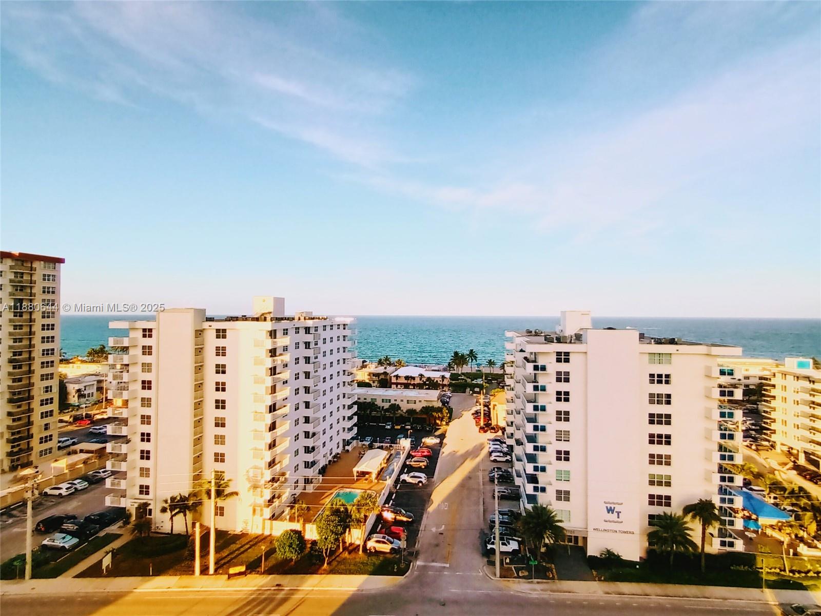 Photo of 1410 Ocean Dr  #1208, Hollywood, Florida, 33019 - 