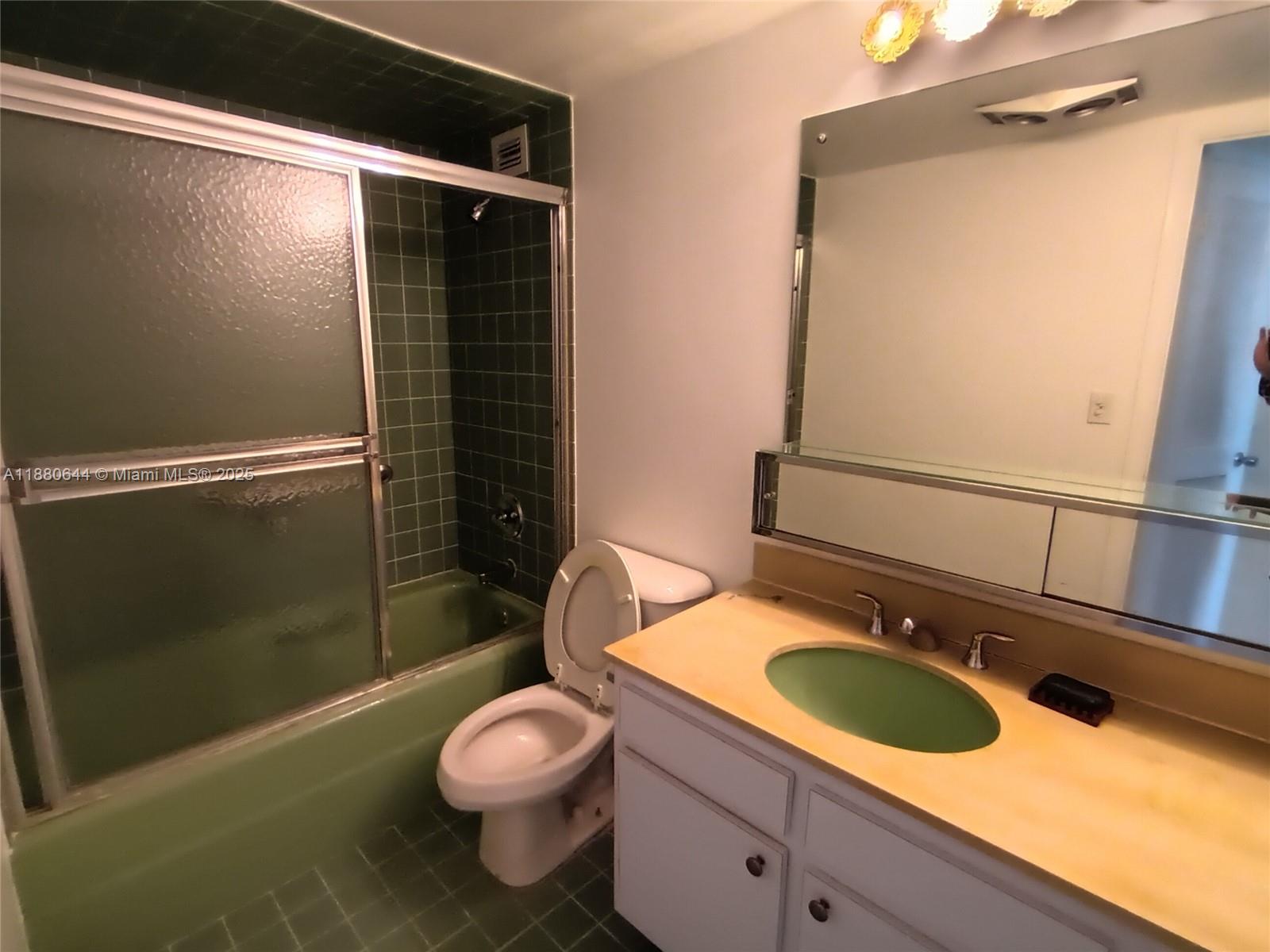 Photo of 1410 Ocean Dr  #1208, Hollywood, Florida, 33019 - 
