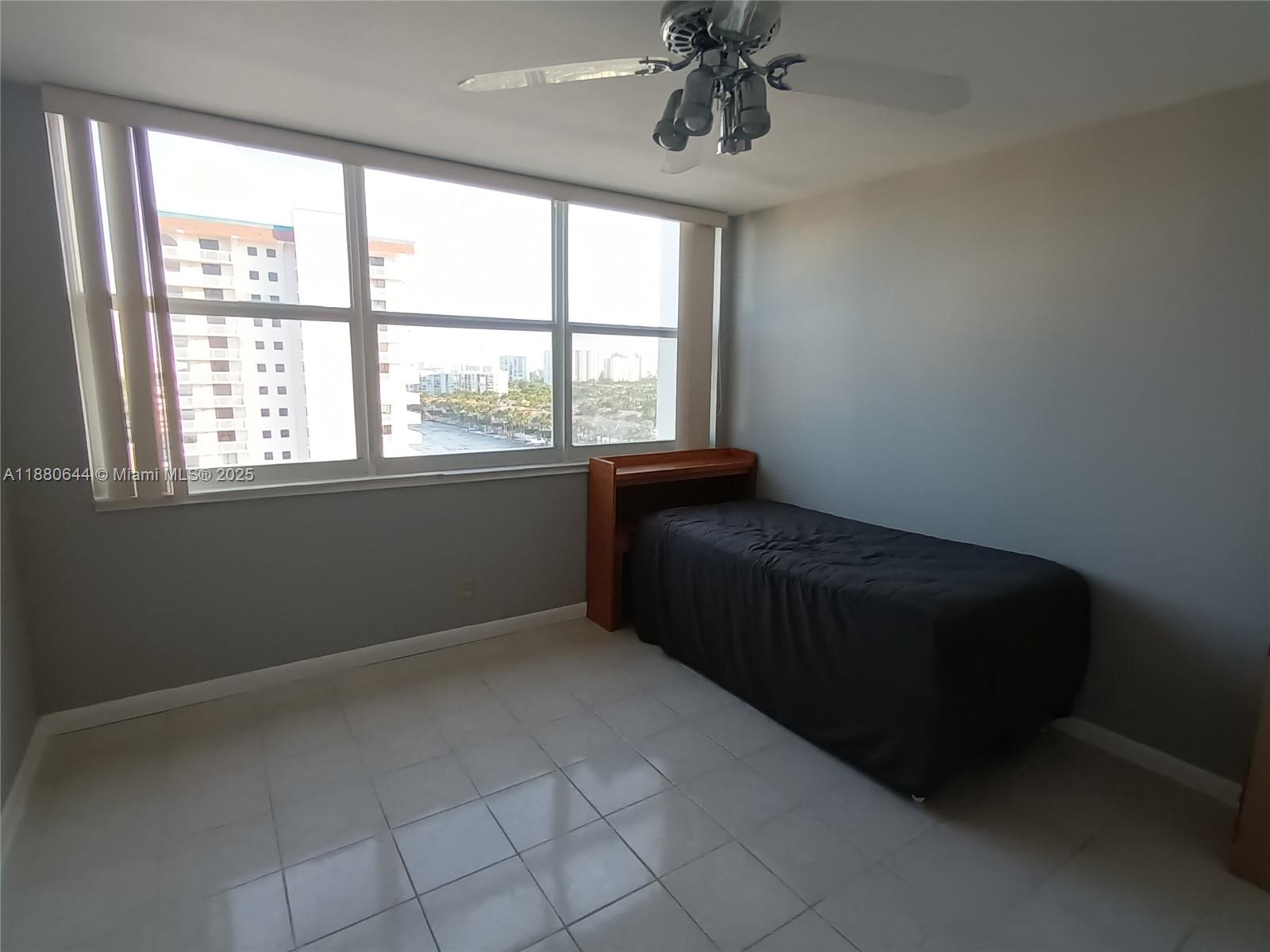 Photo of 1410 Ocean Dr  #1208, Hollywood, Florida, 33019 - 