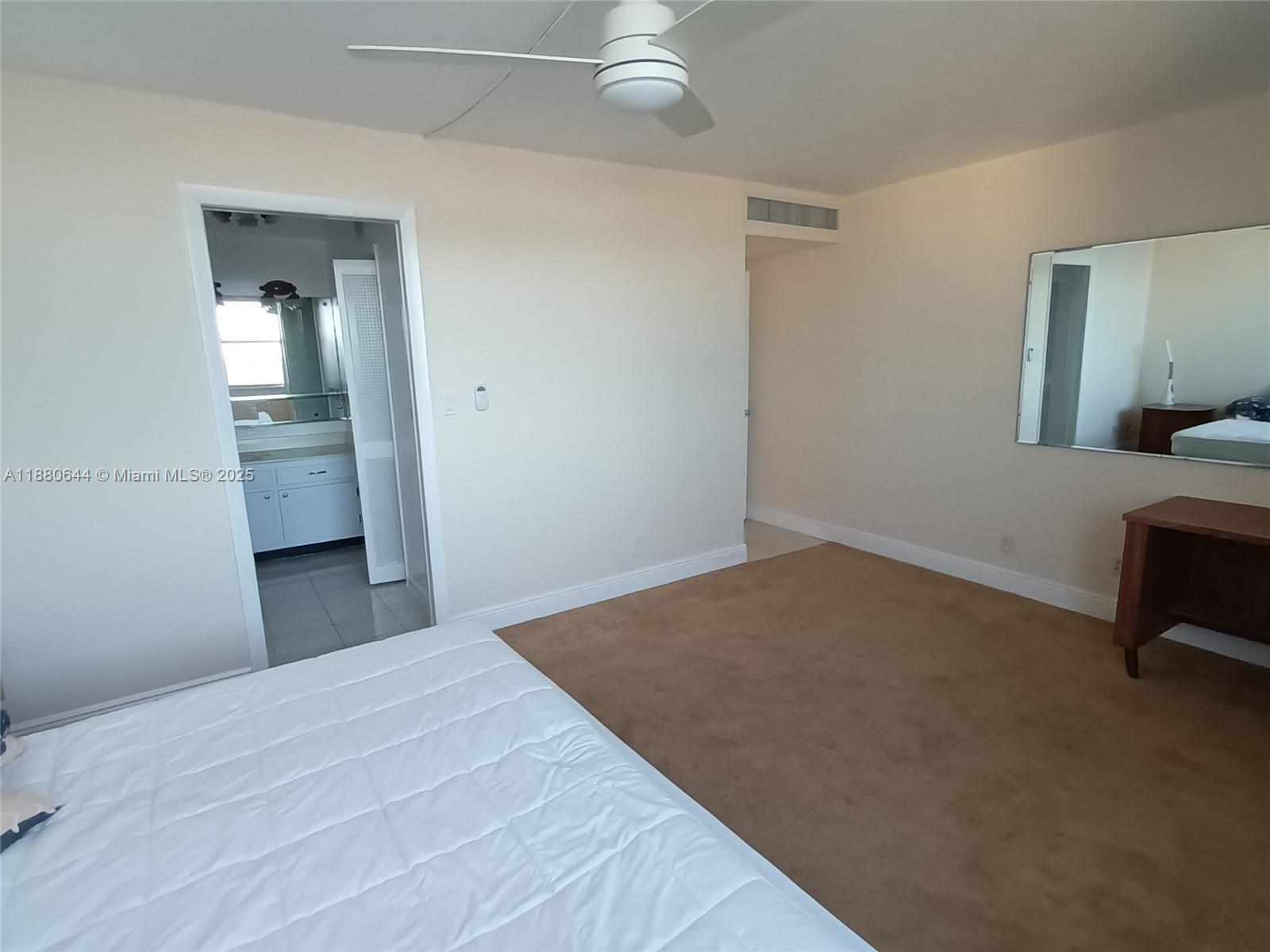 Photo of 1410 Ocean Dr  #1208, Hollywood, Florida, 33019 - 