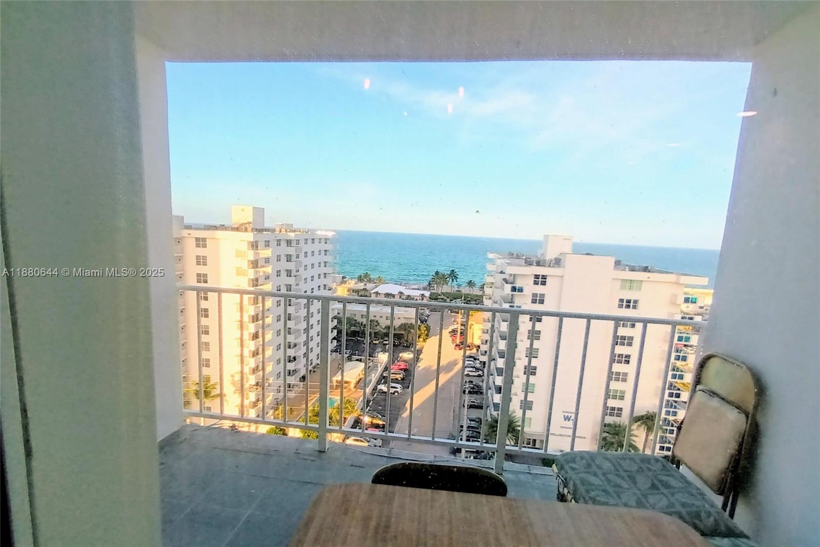 Photo of 1410 Ocean Dr  #1208, Hollywood, Florida, 33019 - 