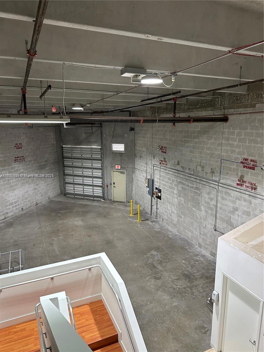 See details 106 / sq. ft. $ 2025-09-17 0 Photo