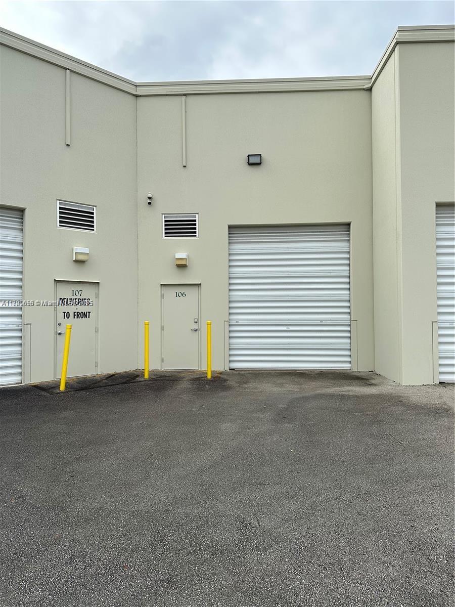 See details 106 / sq. ft. $ 2025-09-17 0 Photo