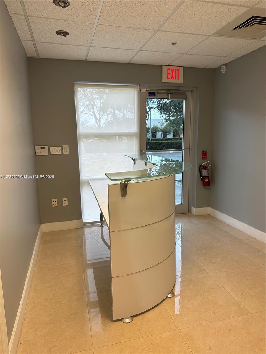 See details 106 / sq. ft. $ 2025-09-17 0 Photo