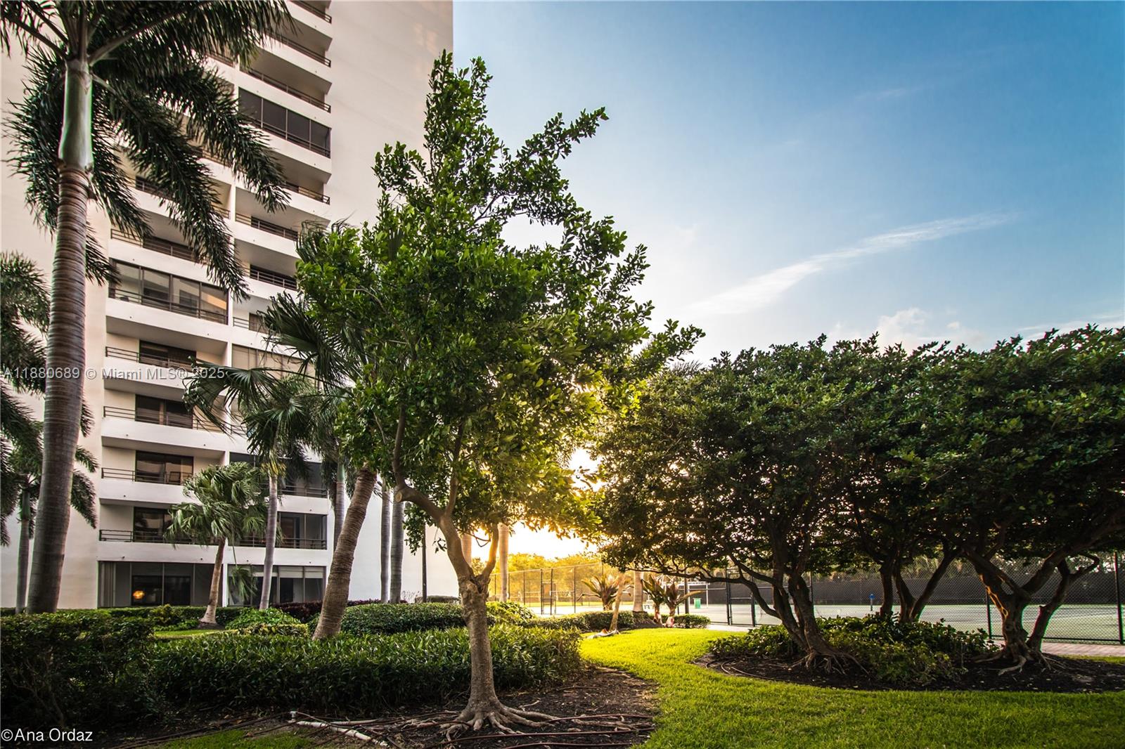 Photo of 500 Three Islands Blvd  #822, Hallandale Beach, Florida, 33009 - 