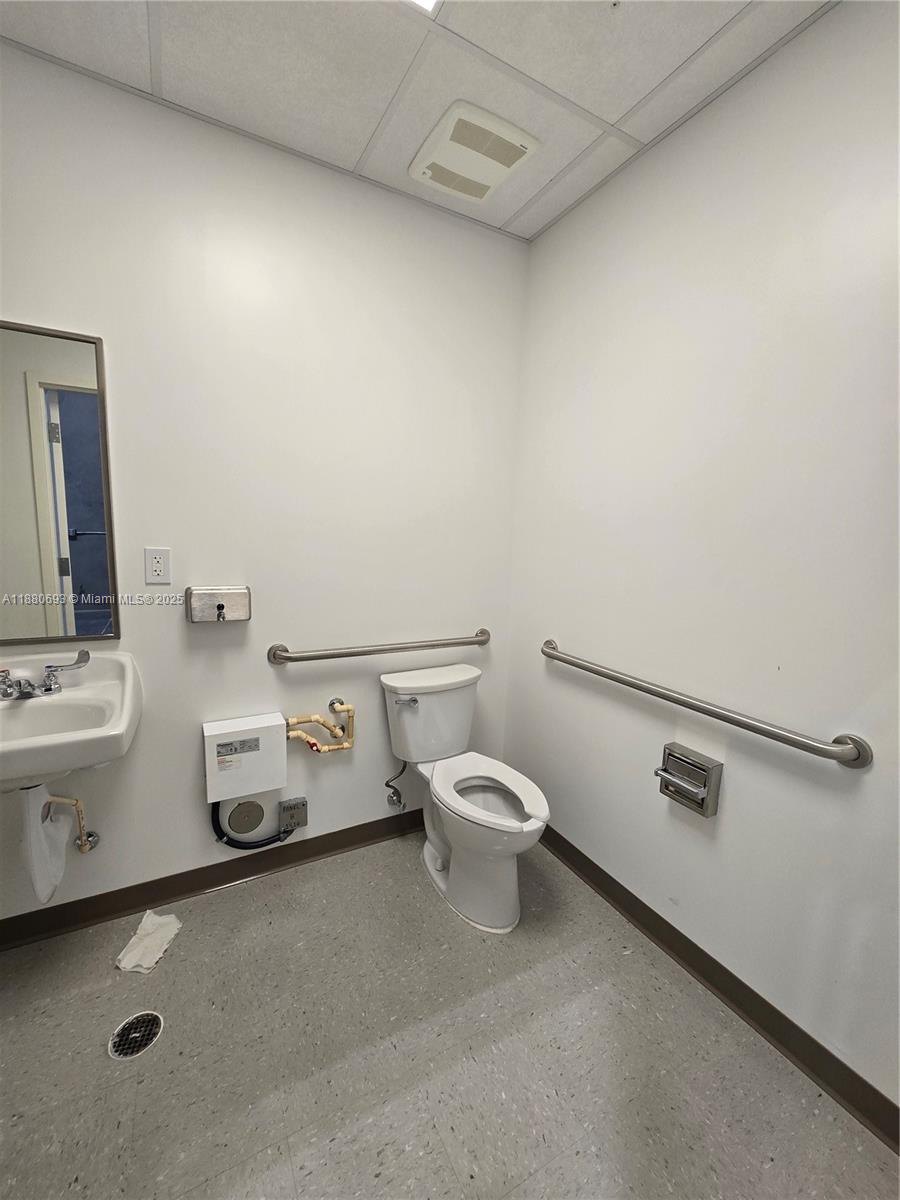 See details 18 / sq. ft. $ 2025-09-17 0 Photo