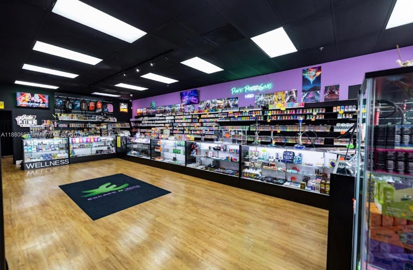   /   sq. ft. $ 2025-09-17 0 Photo