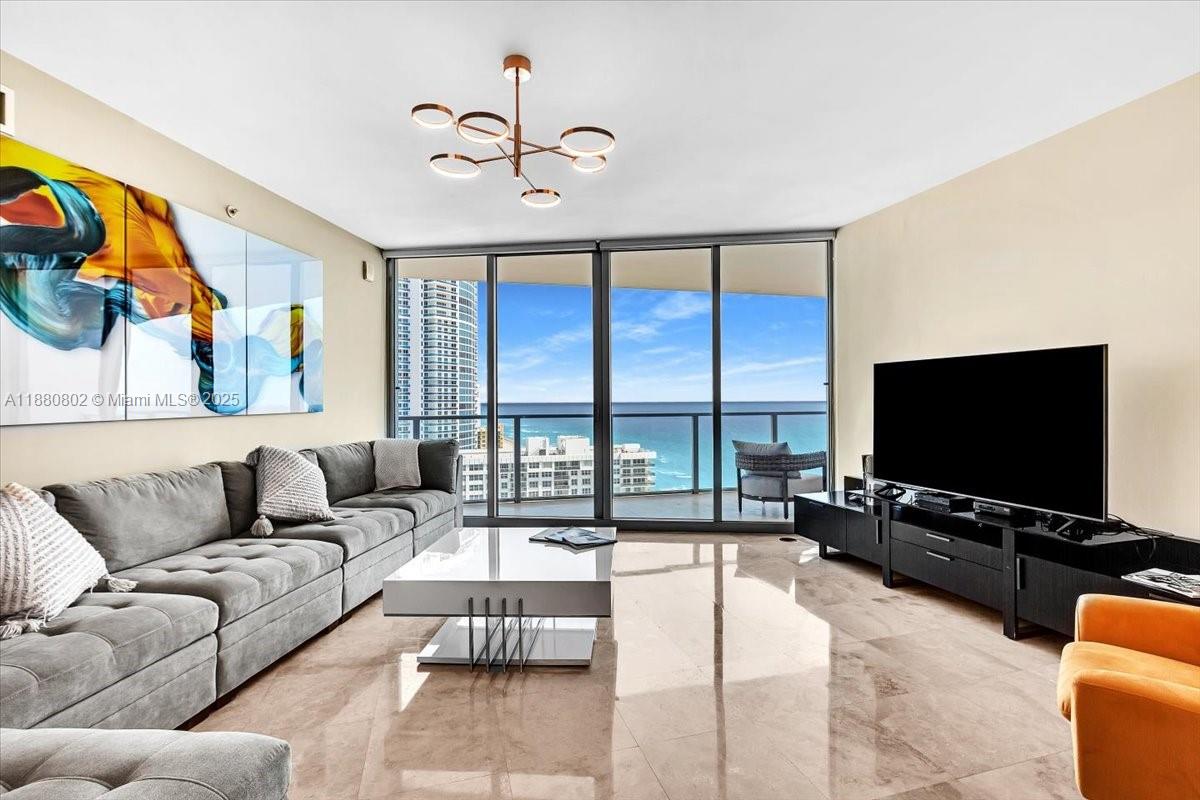 Photo of 3101 Ocean Dr  #2307, Hollywood, Florida, 33019 - 