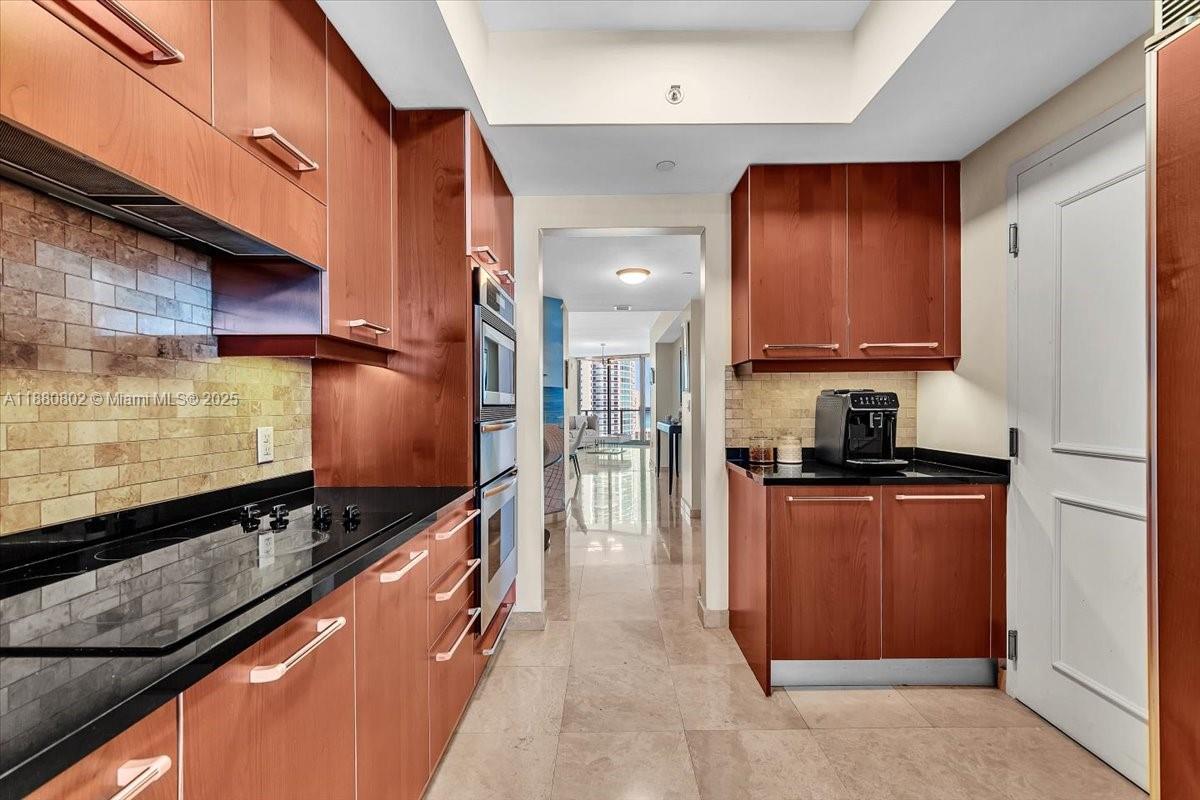 Photo of 3101 Ocean Dr  #2307, Hollywood, Florida, 33019 - 