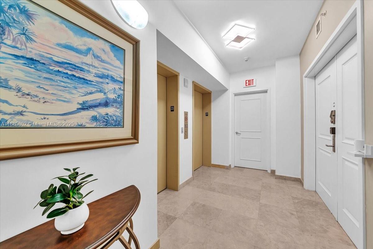 Photo of 3101 Ocean Dr  #2307, Hollywood, Florida, 33019 - 
