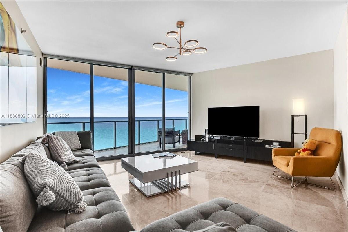 Photo of 3101 Ocean Dr #2307, Hollywood, Florida, 33019 -
