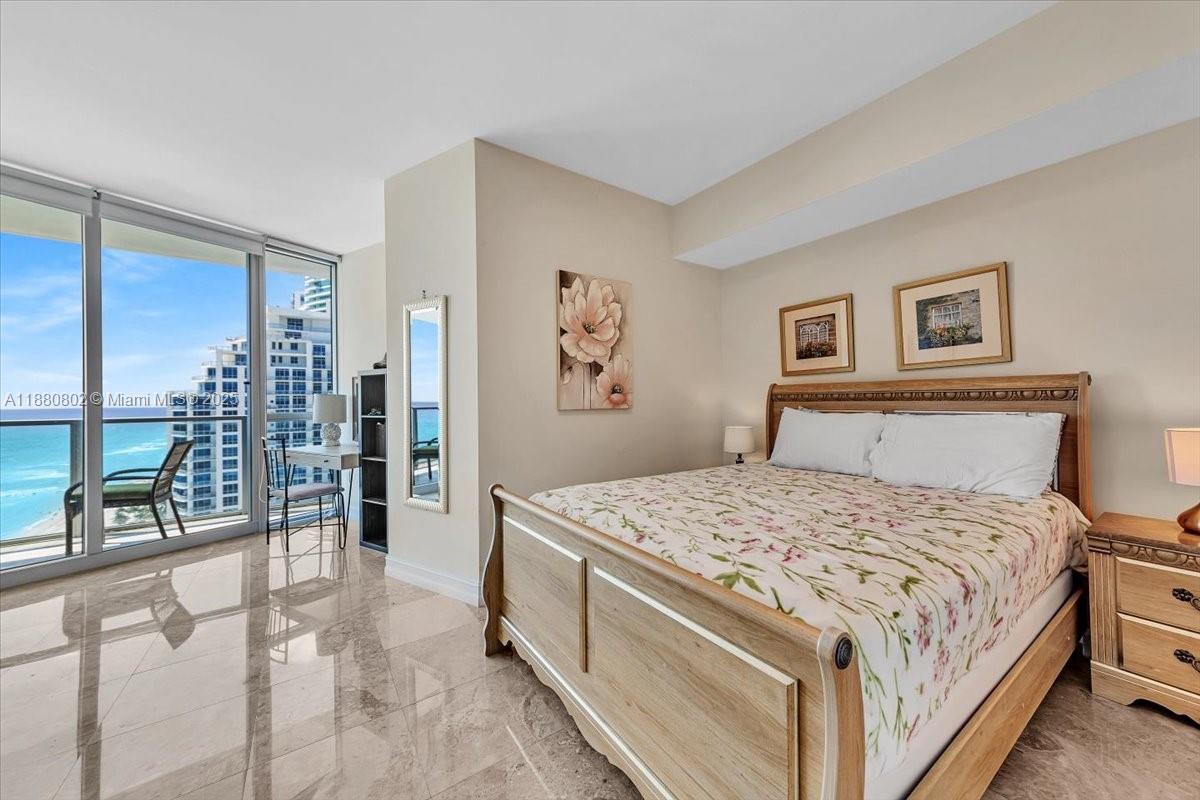 Photo of 3101 Ocean Dr  #2307, Hollywood, Florida, 33019 - 