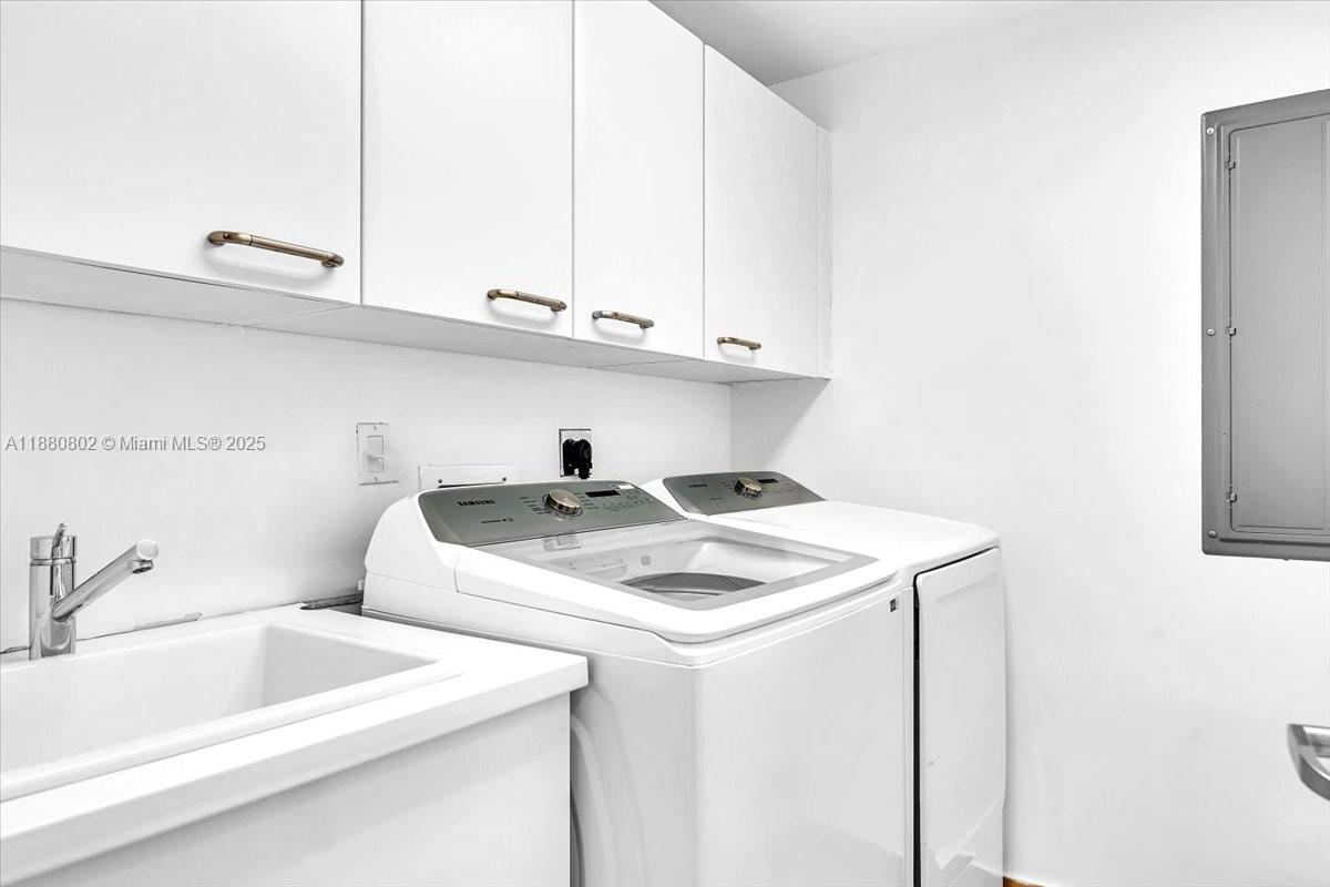 Photo of 3101 Ocean Dr  #2307, Hollywood, Florida, 33019 - 
