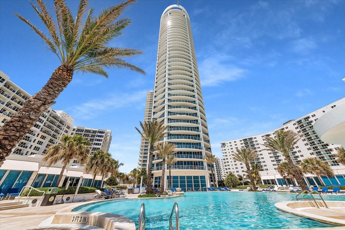 Photo of 3101 Ocean Dr  #2307, Hollywood, Florida, 33019 - 