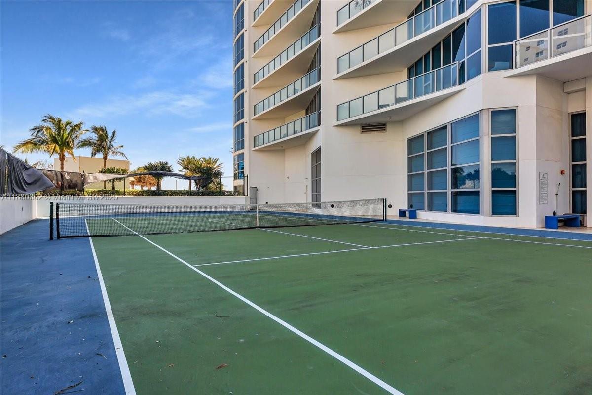 Photo of 3101 Ocean Dr  #2307, Hollywood, Florida, 33019 - 