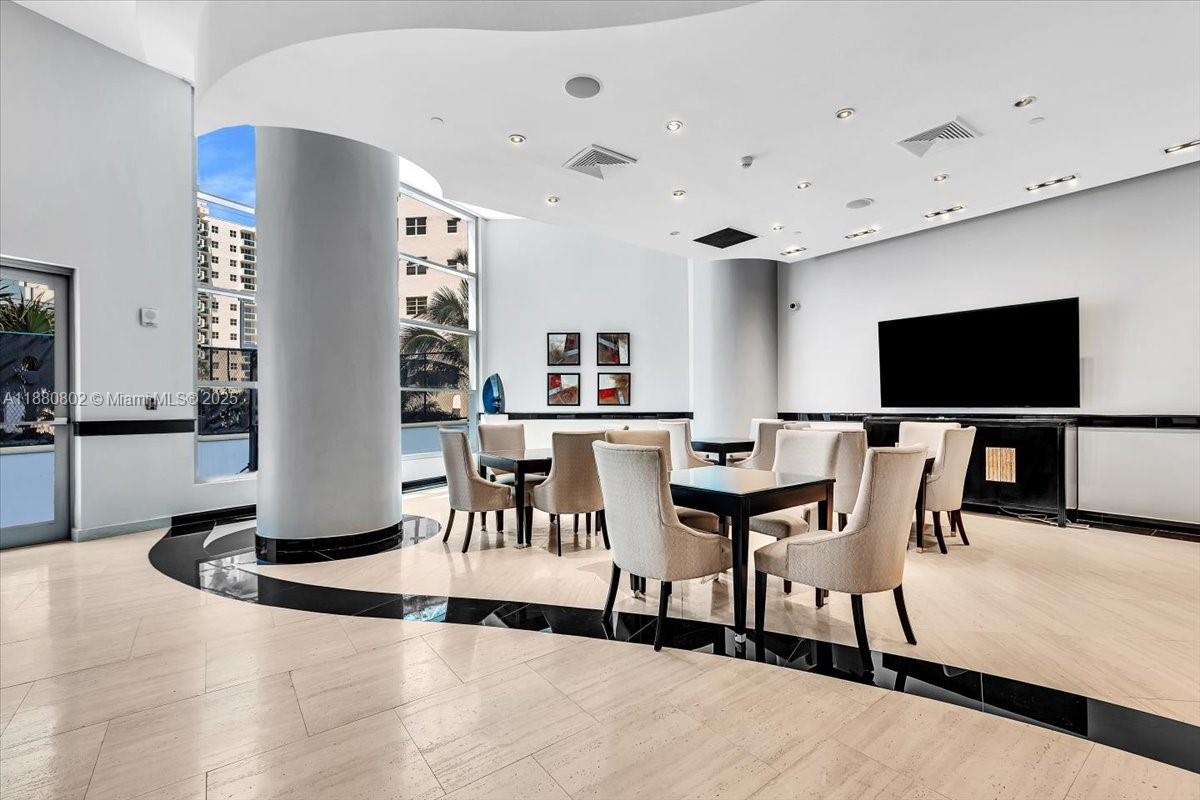 Photo of 3101 Ocean Dr  #2307, Hollywood, Florida, 33019 - 