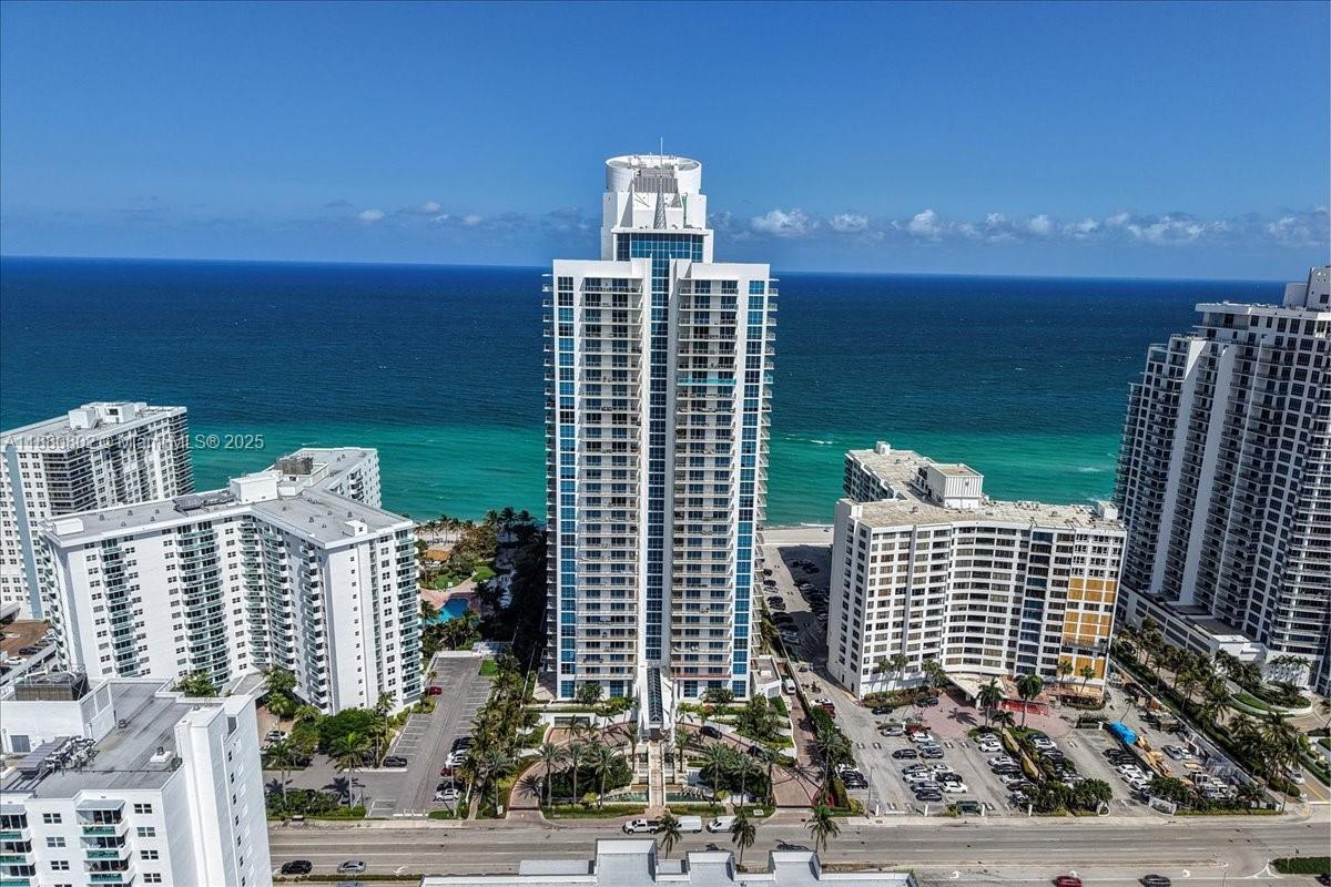 Photo of 3101 Ocean Dr  #2307, Hollywood, Florida, 33019 - 