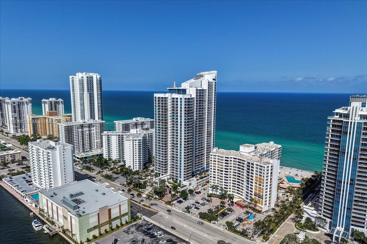 Photo of 3101 Ocean Dr  #2307, Hollywood, Florida, 33019 - 