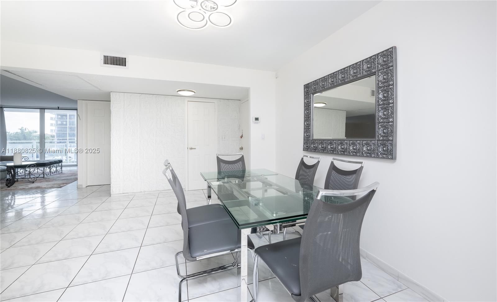 Photo of 2030 Ocean Dr  #227, Hallandale Beach, Florida, 33009 - DESIGNATED DINING AREA