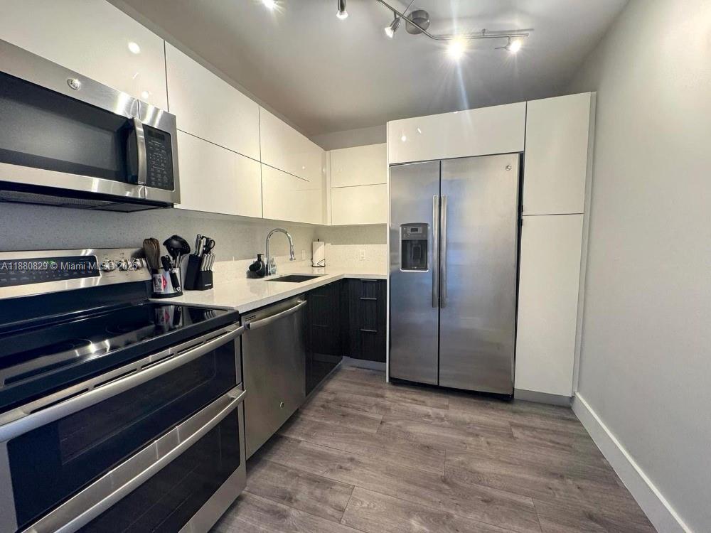 Photo of 20301 Country Club Dr  #2522, Aventura, Florida, 33180 - 