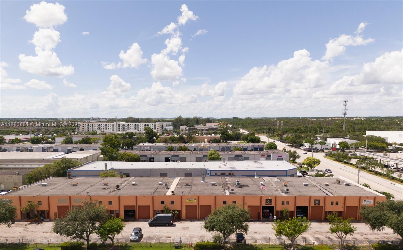 3,4,5,6  /   sq. ft. $ 2025-09-18 0 Photo