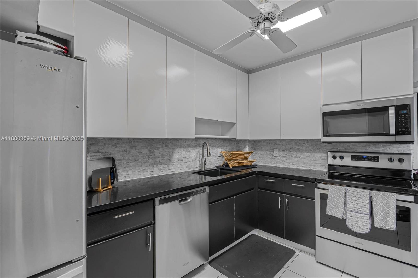 912B 2 / 2 1132 sq. ft. $ 2025-09-18 0 Photo