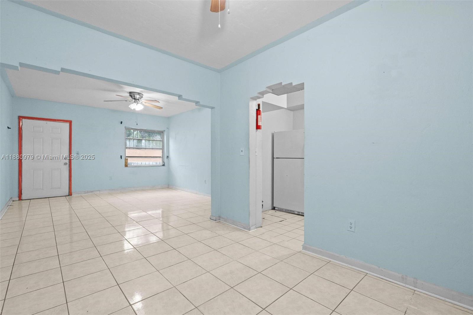 See details / 3592 sq. ft. $ 2025-09-18 0 Photo
