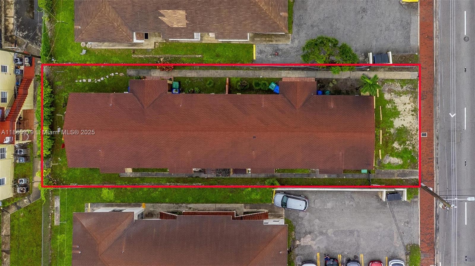 See details / 3592 sq. ft. $ 2025-09-18 0 Photo