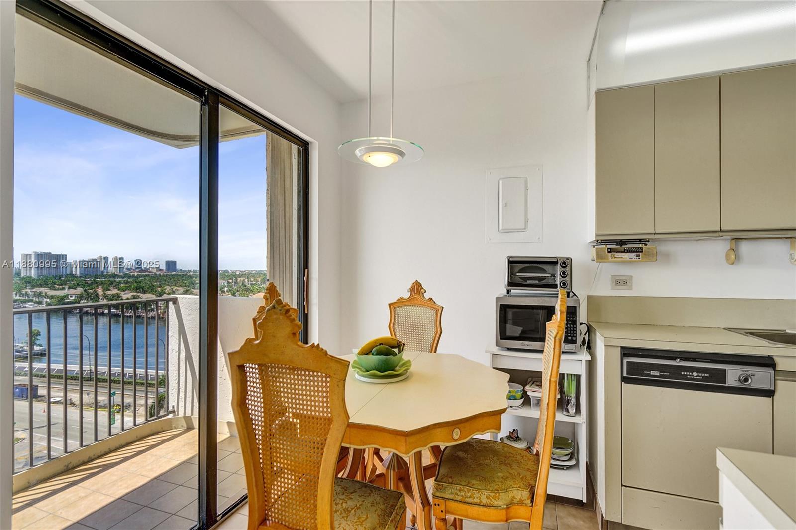 Photo of 1201 Ocean Dr  #1010S, Hollywood, Florida, 33019 - 