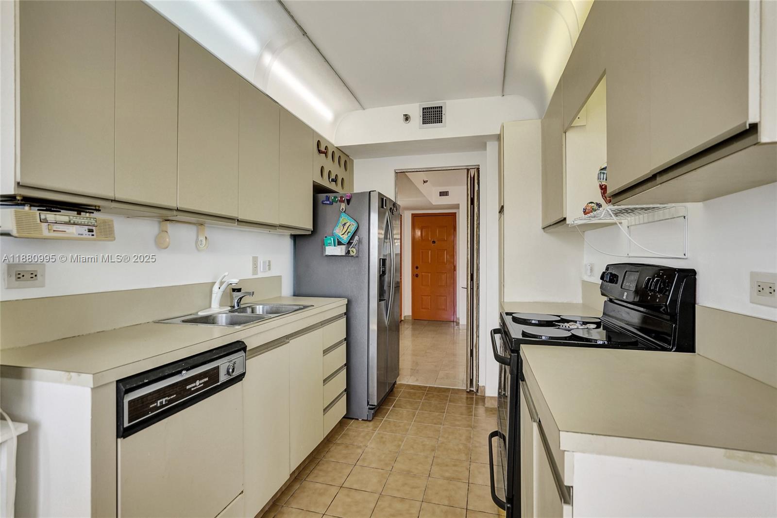 Photo of 1201 Ocean Dr  #1010S, Hollywood, Florida, 33019 - 