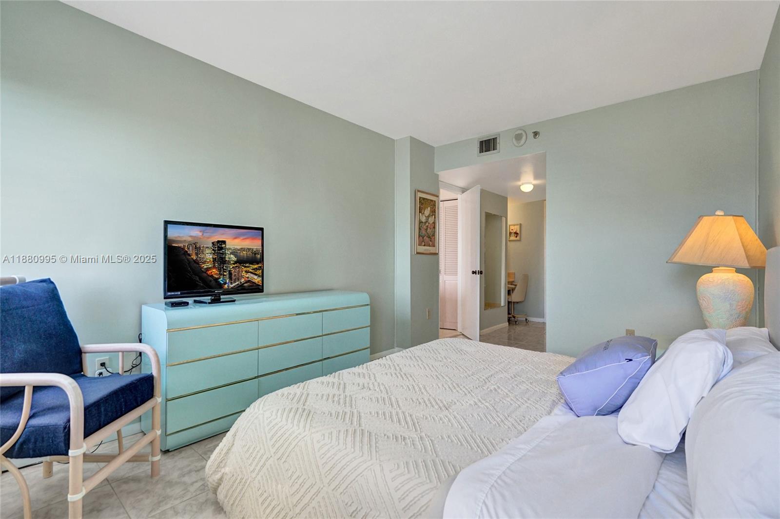 Photo of 1201 Ocean Dr  #1010S, Hollywood, Florida, 33019 - 