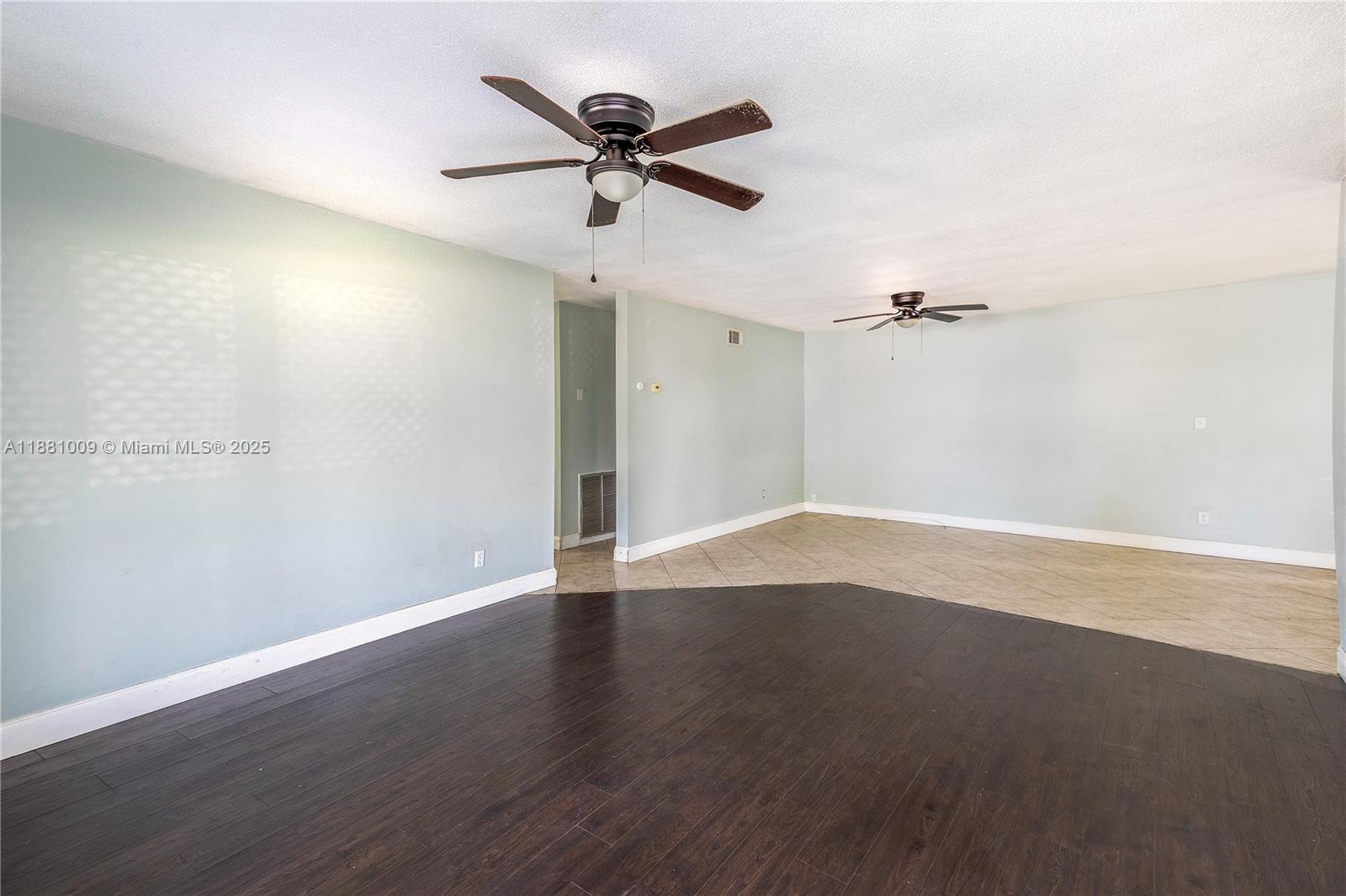 4410 4 / 2 1940 sq. ft. $ 2025-09-18 0 Photo