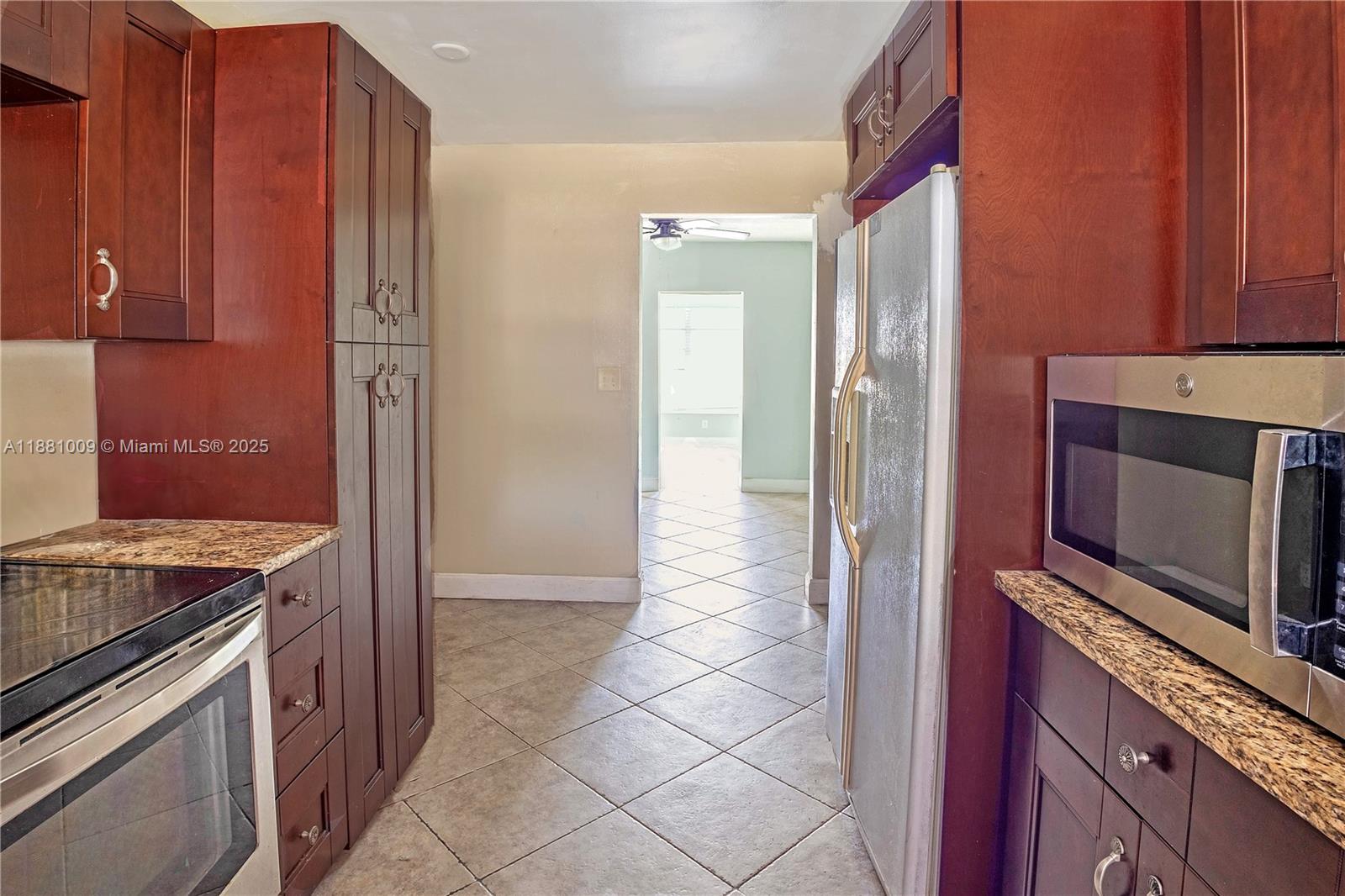 4410 4 / 2 1940 sq. ft. $ 2025-09-18 0 Photo