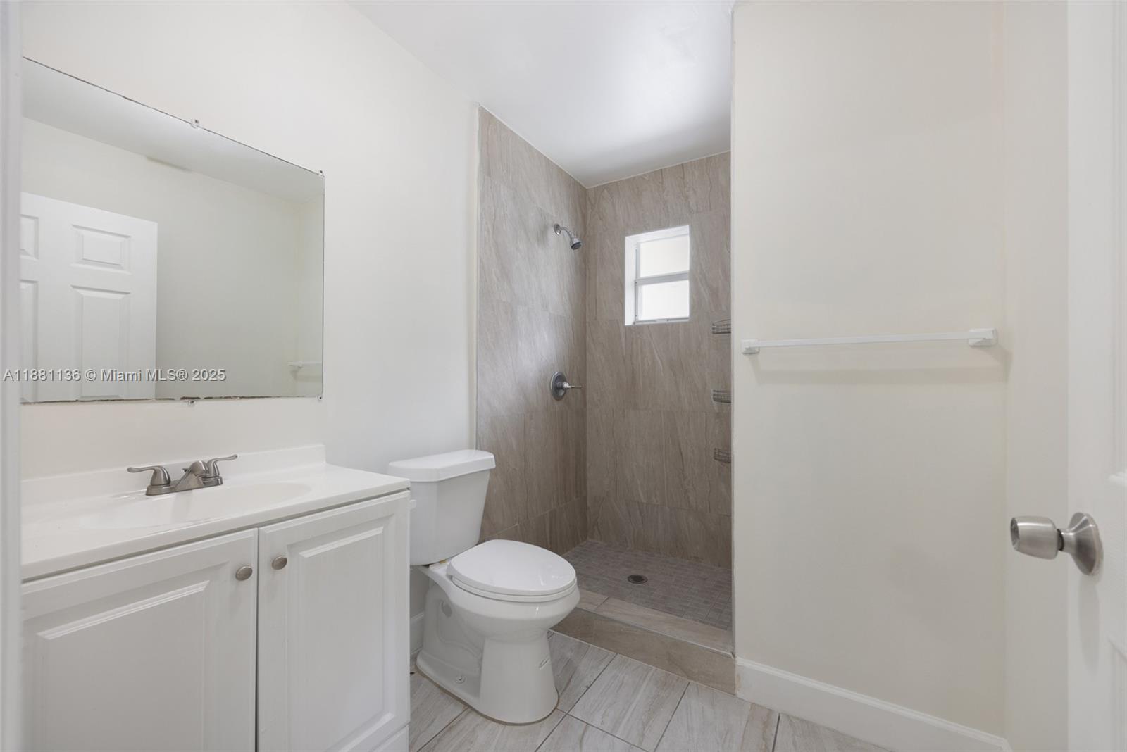See details / 2220 sq. ft. $ 2025-09-18 0 Photo