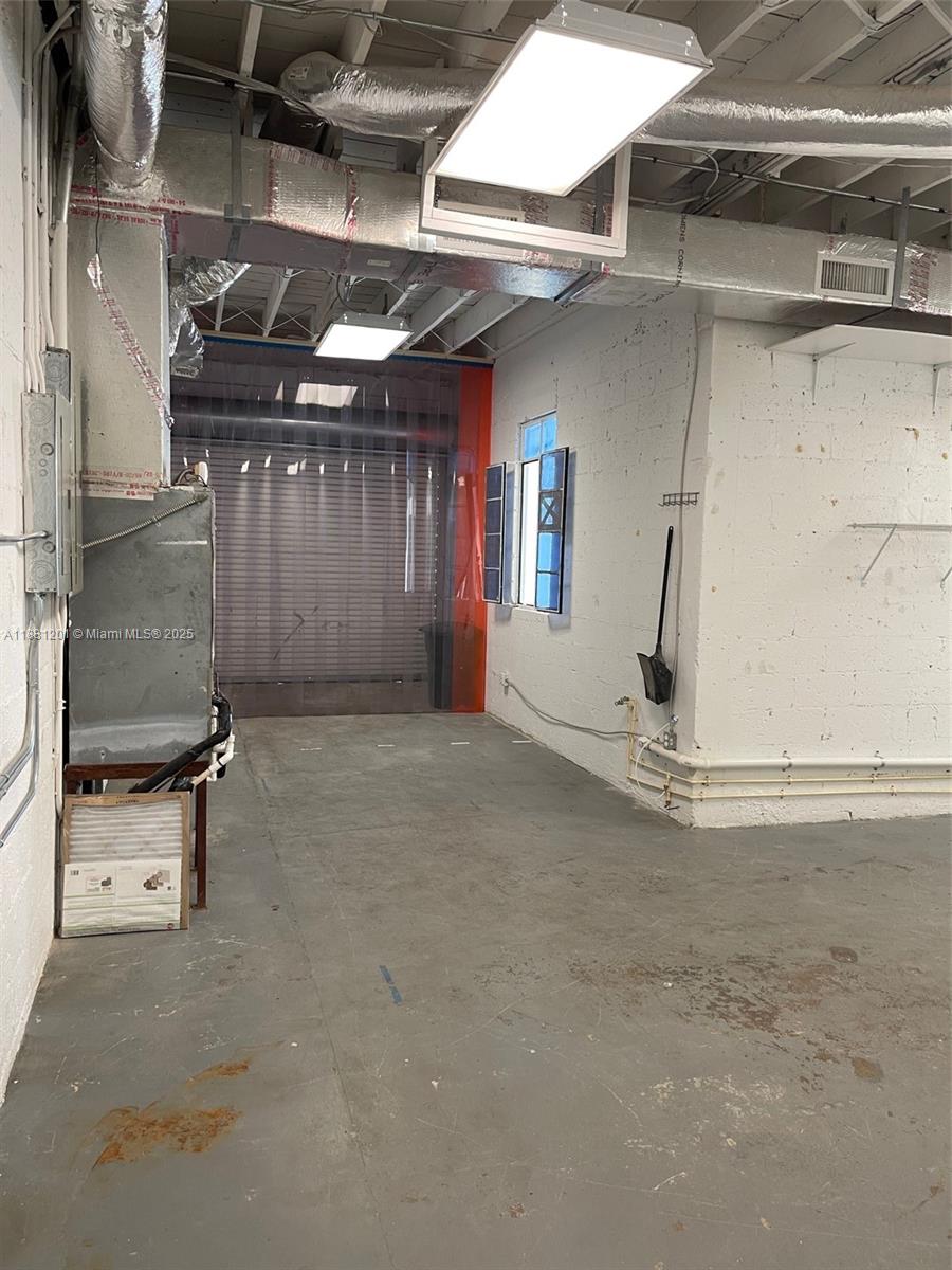 See details A / sq. ft. $ 2025-09-18 0 Photo
