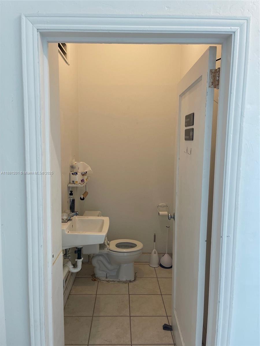 See details A / sq. ft. $ 2025-09-18 0 Photo