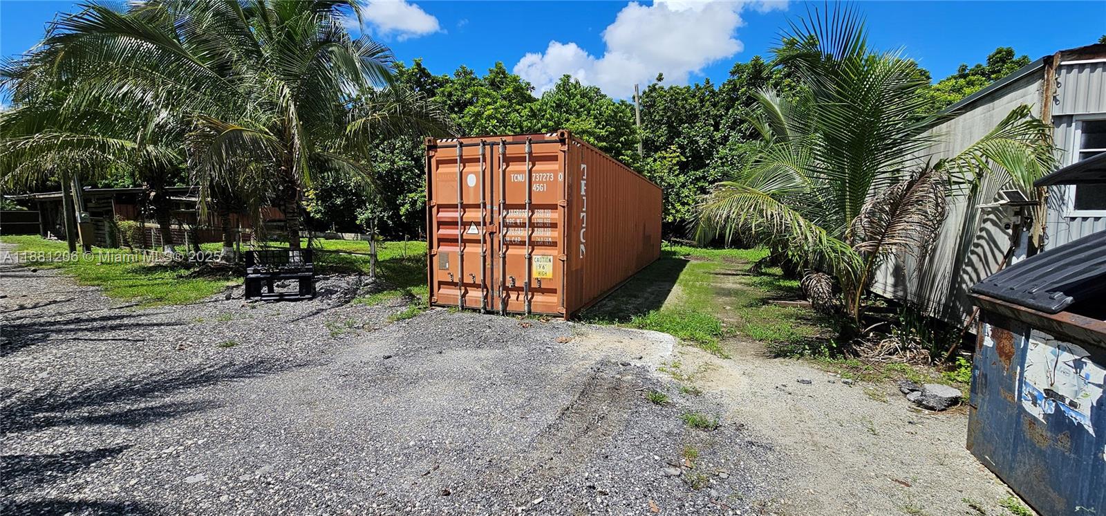   /   sq. ft. $ 2025-09-18 0 Photo