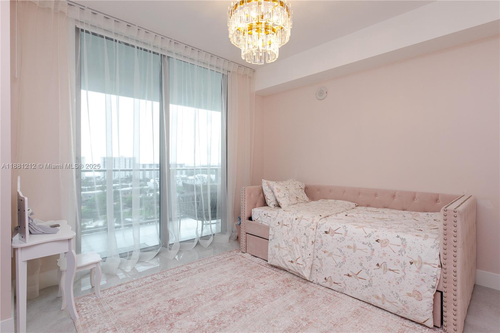 4-1508 3 / 4 1892 sq. ft. $ 2025-09-18 0 foto