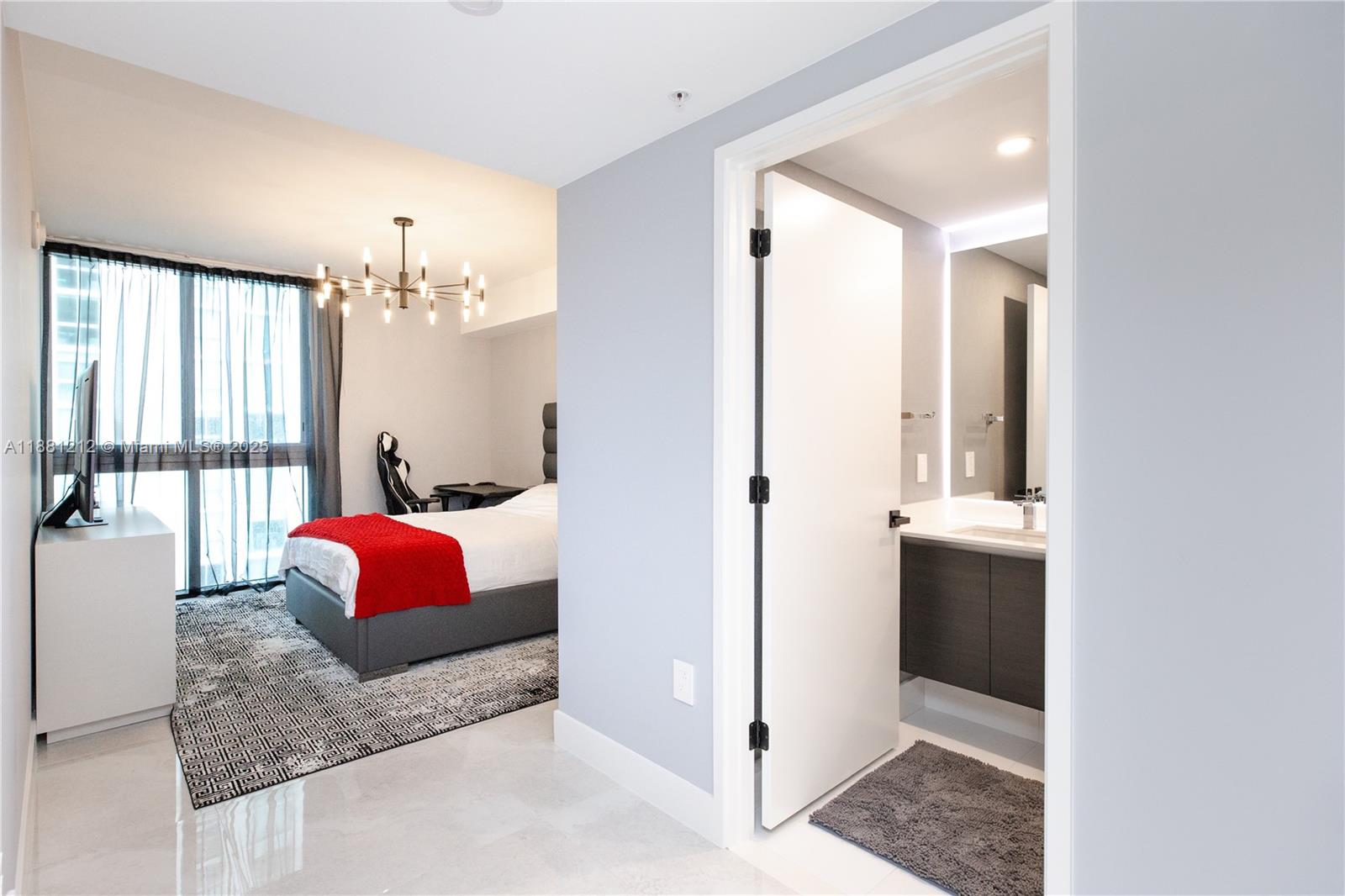 4-1508 3 / 4 1892 sq. ft. $ 2025-09-18 0 foto