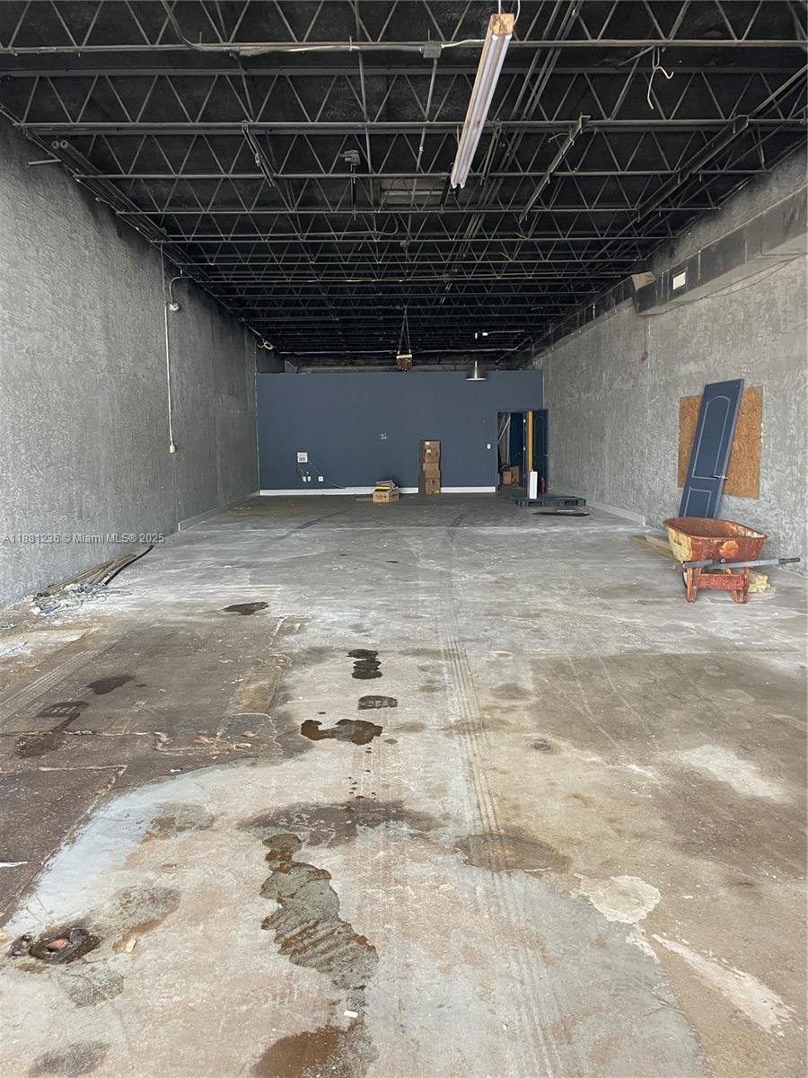   /   sq. ft. $ 2025-09-18 0 Photo