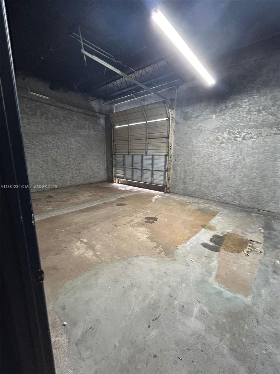   /   sq. ft. $ 2025-09-18 0 Photo